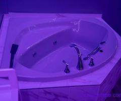 Hôtesse recherchée - salon spa propre et luxueux, Montréal